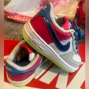 Nike Nike Air Force 1 Low – 8C